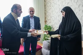 دیدار جامعه قرآنی با خانواده شهید حسين كربلايي