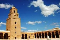 Un muezzin tunisien poignardé
