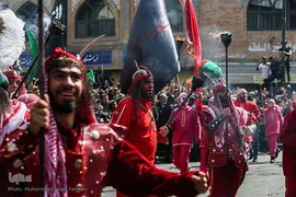 عزاداری ظهر عاشورا در تهران 