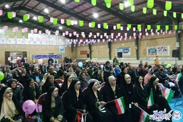 عکس | برگزاری جشن دهه فجر در کمالشهر