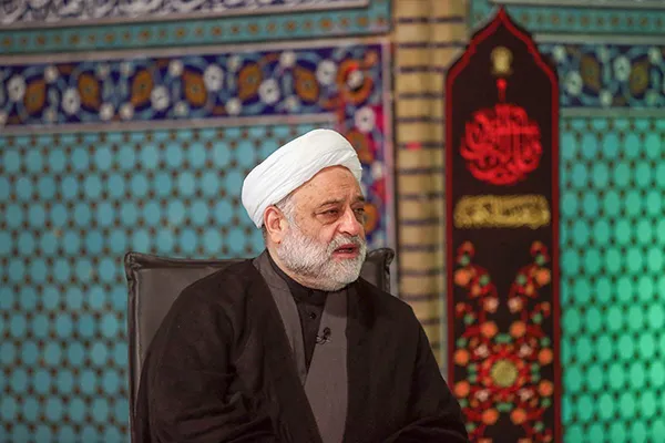 برکات عشق الهی و بهای خلقت انسان