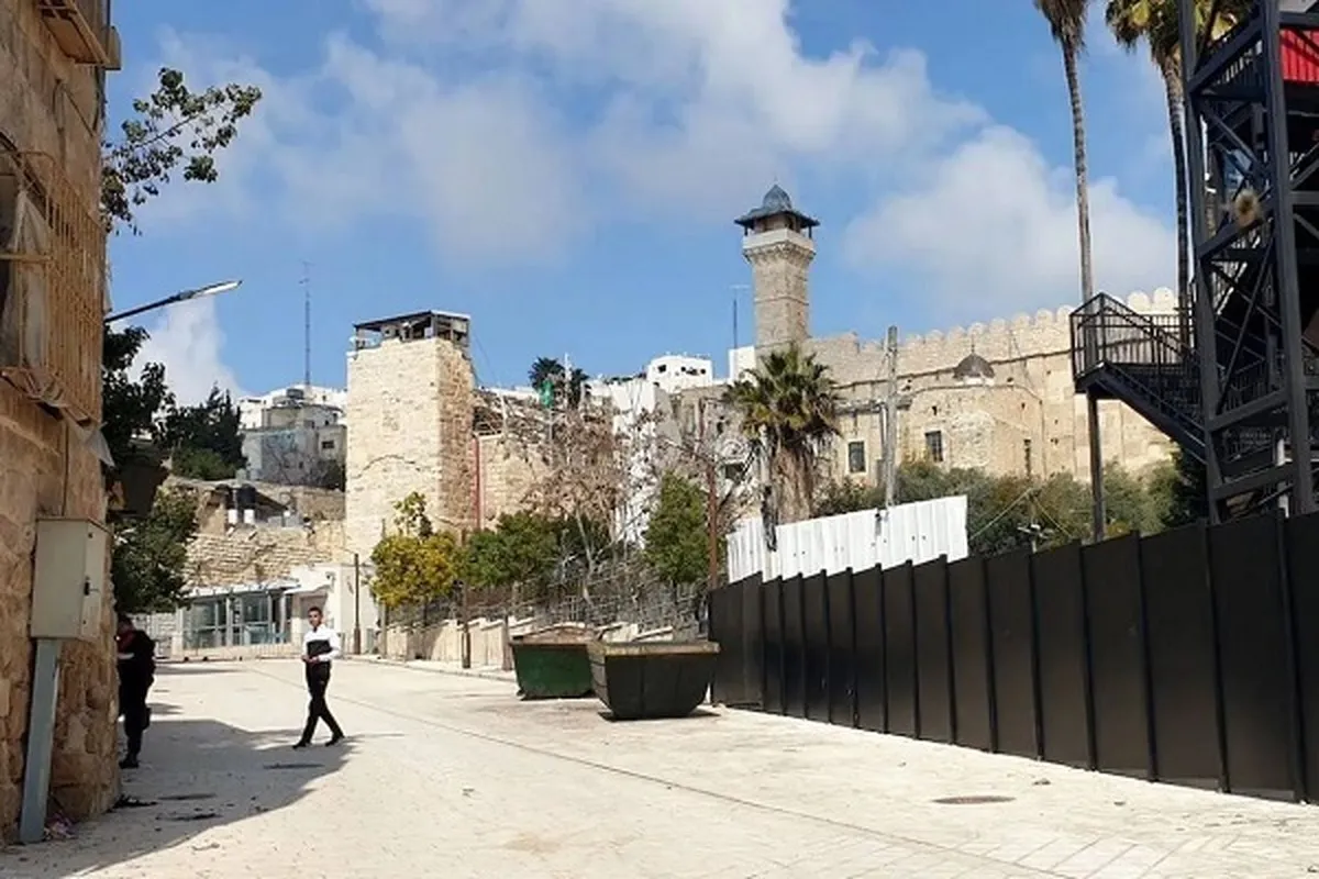 'Shambulio la Kaburi': Vikosi vya Utawala Katili wa Israel Vyashambulia Msikiti wa Nabii Ibrahim (AS)
