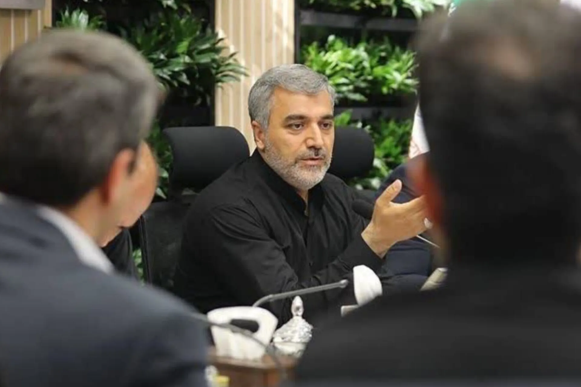 خدمت‌رسانی جهادگران داوطلب در پیاده‌روی اربعین حسینی(ع)