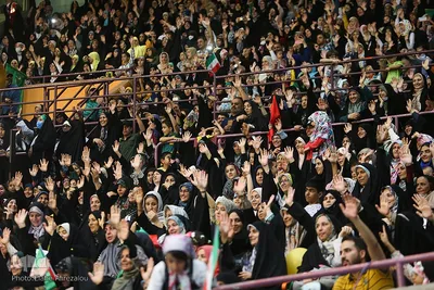 تجمع ۱۲ هزار نفری دختران انقلاب در حمایت از حجاب
