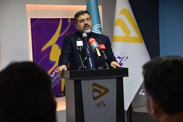 فرهنگ خاستگاه تحولات جامع و بنیادین است