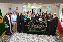 Un groupe de musulmans français ont visité le mausolée de l'Imam Reza (as)