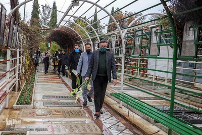 مراسم غبارروبی گلزار شهدای مدافع حرم در شیراز‎‎