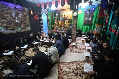 محفل با شکوه انس با قرآن‌کریم در تکیه‌گاه لثارات الحسین (ع) خانی‌آباد نو