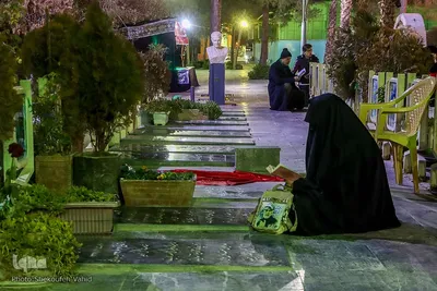 شب یلدا در گلستان شهدا