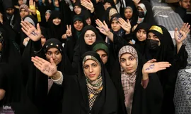 دیدار دانش‌آموزان و دانشجویان