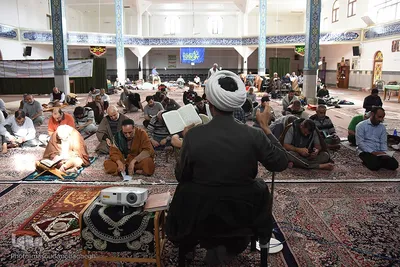 قرائت دعای ام داود در سومین روز مراسم معنوی اعتکاف