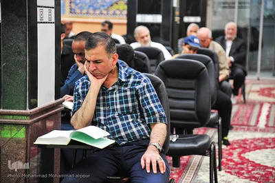 جلسه آموزش تخصصی قرآن کریم در حسینیه امام رضا (ع)