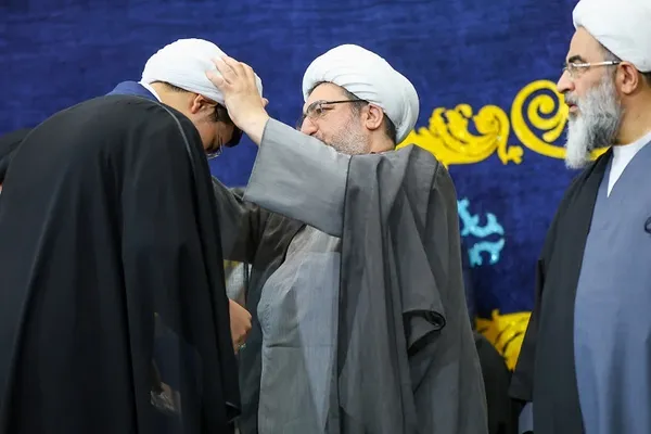 مراسم عمامه گذاری طلاب حوزه علمیه حضرت ولی‌عصر(عج) بناب