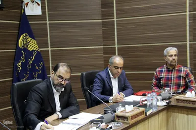 نشست خبری شیخی مدیرکل تعاون،کار و رفاه اجتماعی استان یزد