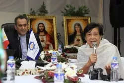 Presentasi Bingkai Lukisan Sayidah Maryam dan Al-Masih di Filipina