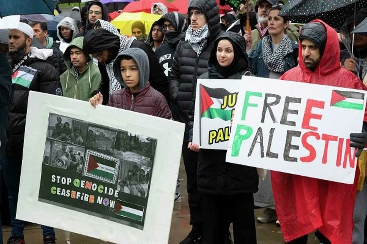 Albany Muslims Rally for End to Aggression on Gaza