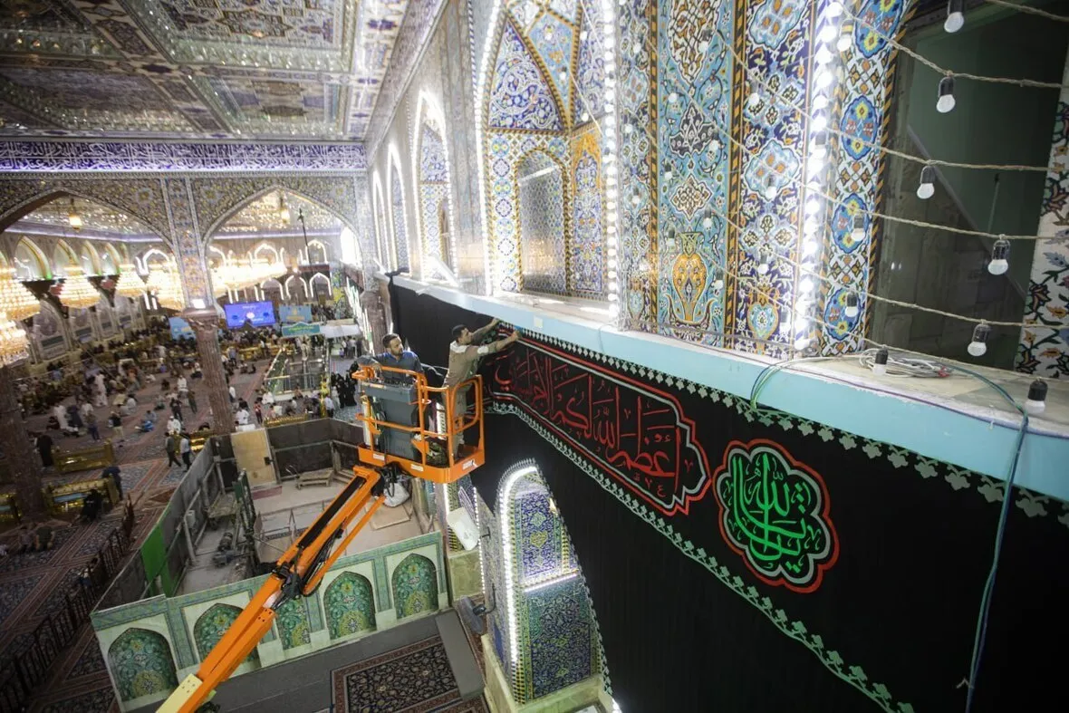 د حسینی حرم سپيڅلی آستان د محرم د ویر اوماتم لپاره چمتو کیږي(انځورونه او فلم)