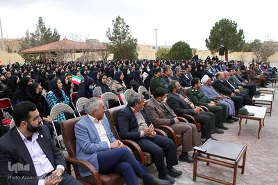 نواختن زنگ انقلاب در یزد