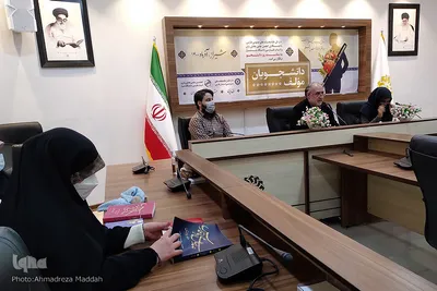 نشست «دانشجویان مؤلف» با حضور دانشجویان دانشگاه شیراز‎‎