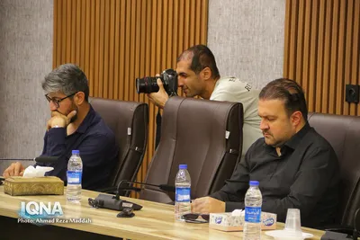 نشست های خبری معاون قالیباف و همچنین رئیس مجمع نمایندگان استان فارس با خبرنگاران