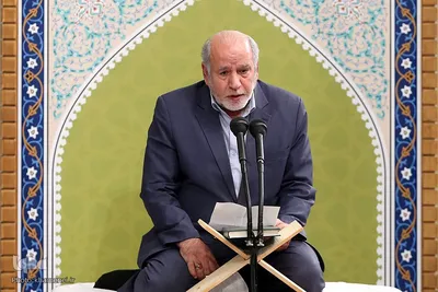 مراسم انس با قرآن در اولین روز ماه مبارک رمضان در حسینیه امام خمینی(ره)