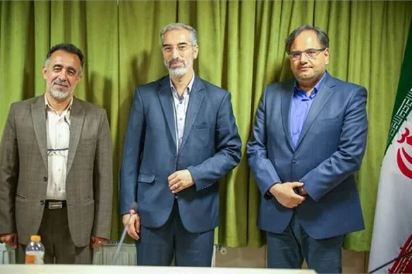 نظری مردانه ایستاد؛ نیلی کنار ماست