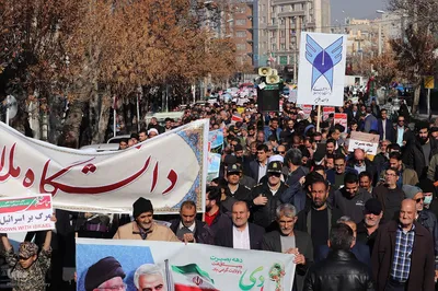 بیعت دوباره ملایری‌ها با ولایت با شرکت در راهپیمایی يوم الله 9 دی