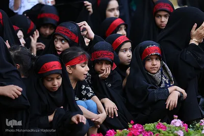 اجتماع دختران دهه هشتادی در گذر فرهنگی چهارباغ‎
