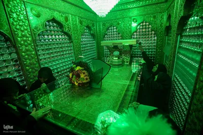 آئین غبارروبی ضریح مطهر حضرت شاهچراغ (ع)