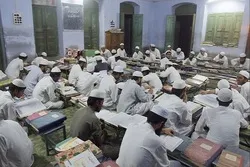 Les groupes extrémistes profitent des écoles religieuses au Pakistan