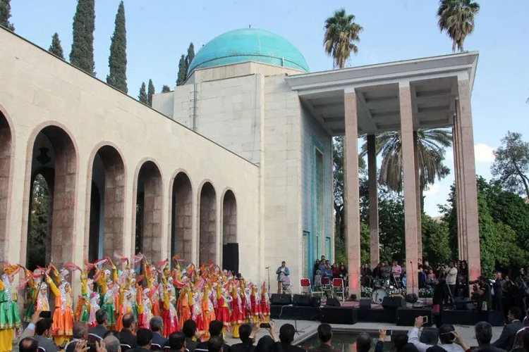 چهارمین جشنواره گلستان‌خوانی دانش‌آموزان شیرازی برگزار می‌شود