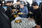 فعالیت موکب امام حسنی‌های ملایر در مسیر زائران اربعین