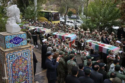 مراسم استقبال از ۱۲ شهید گمنام دوران دفاع مقدس در شیراز