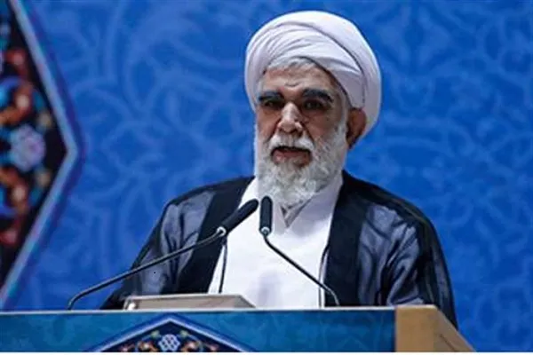 توهین به پیامبر(ص) جنگ روانی غرب علیه مسلمانان است