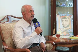 دیدار جامعه قرآنی با خانواده‌ شهید محمدصالحی