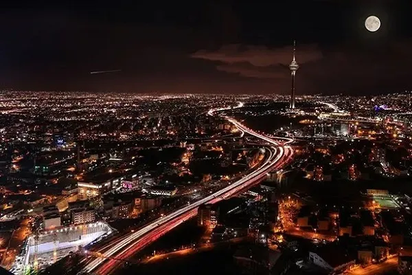 Tahran'da her şey sakin ve tam güvenlik ve içinde
