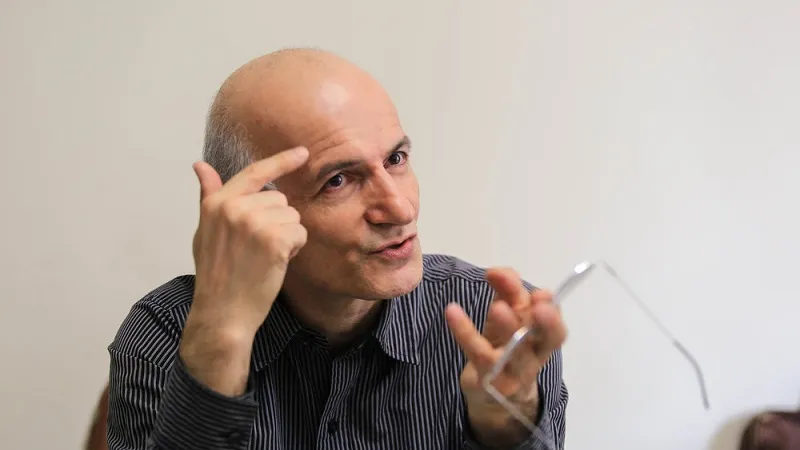 اخلاق علمی بدون آزادی و استقلال دانشگاهی امکان‌پذیر نیست