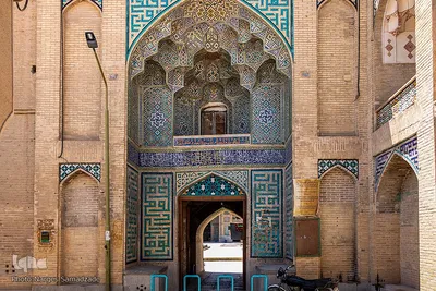 افراشته فیروزه‌ای؛ مسجد حکیم یا مسجد جورجیر