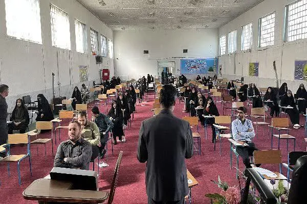 آزمون مدرک تخصصی حفظ قرآن در چهارمحال‌و‌بختیاری برگزار شد