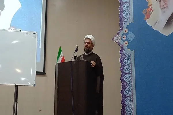 مشکلات اقتصادی یکی از دلایل کاهش فرزند‌آوری در کشور است
