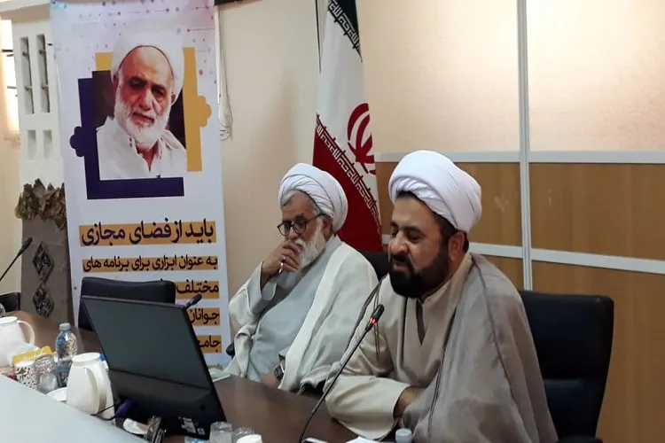 نماز باید در رأس تمام برنامه‌های اجرایی قرار گیرد