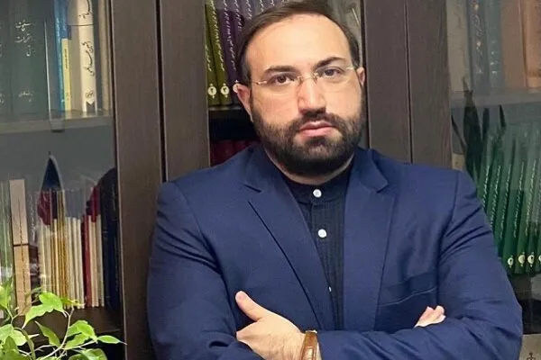 دبیر سی و پنجمین دوره جشنواره بین‌المللی فیلم‌های کودکان و نوجوانان منصوب شد