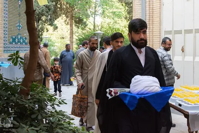مراسم عمامه‌گذاری طلاب حوزه علمیه اصفهان