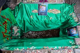 مراسم خاکسپاری و تشیع پیکر شهید «حسین فغانی»