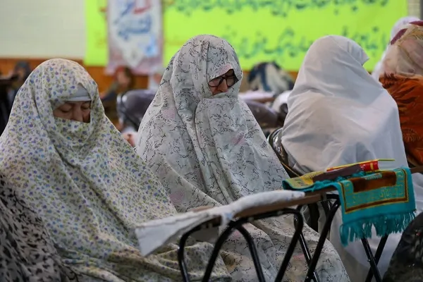 حضور امام جمعه تبریز در جمع معتکفین مسجد امیرالمومنین (ع) شهرک ارم