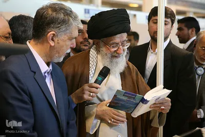 بازدید رهبر انقلاب از سی و‌‌ یکمین نمایشگاه بین‌المللی کتاب تهران