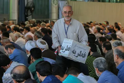 اقامه نماز عید سعید فطر - اراک/عکاس:طاها نظیری