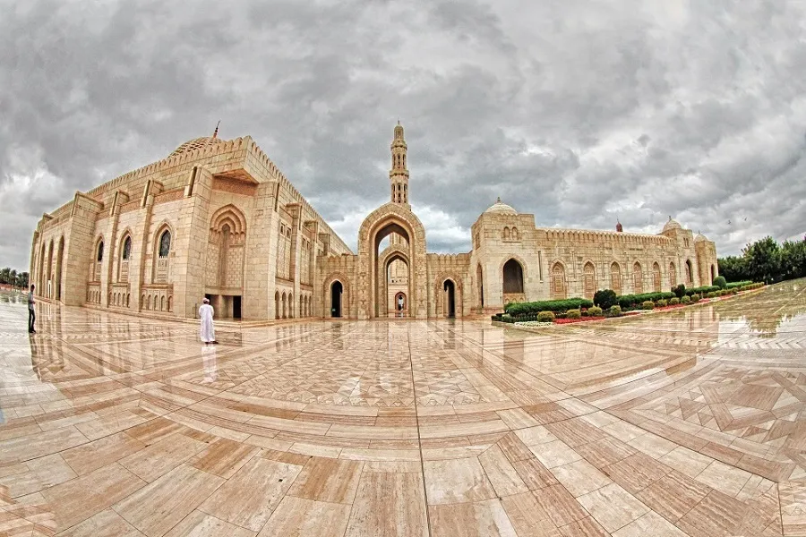 تقرير مصور | جامع السلطان قابوس الأكبر... من أجمل التحف المعمارية