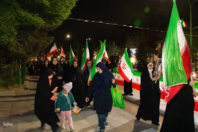 اجتماع عاشورایی جامعه دانشگاهیان اصفهان و علوم پزشکی در دفاع از میهن اسلامی