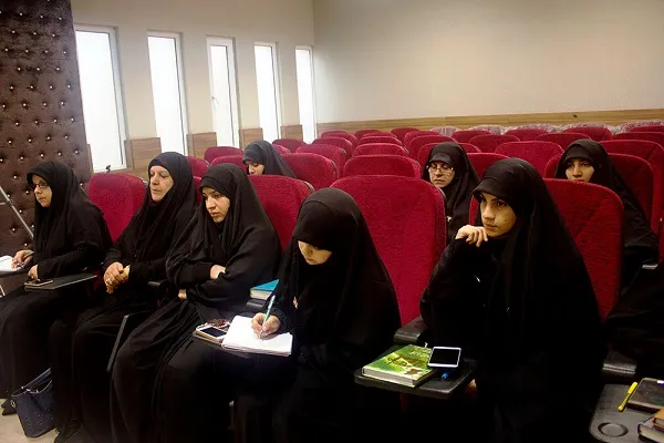 برگزاری دوره تربیت معلم روخوانی در مؤسسه بیت‌الحدیث